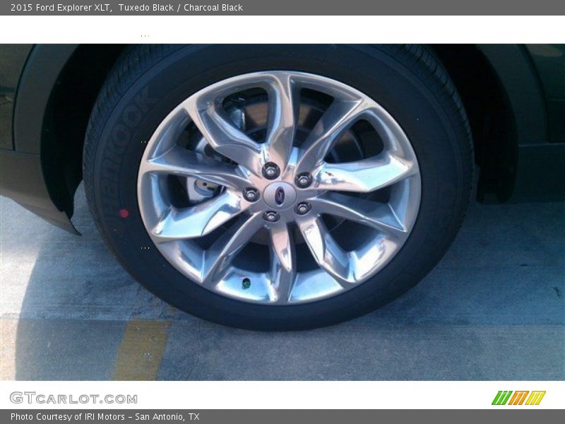 Tuxedo Black / Charcoal Black 2015 Ford Explorer XLT
