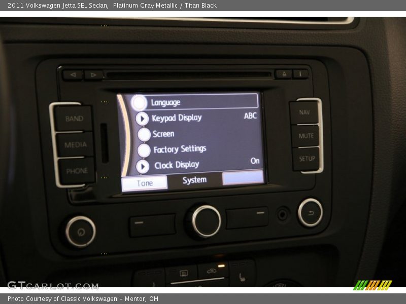 Platinum Gray Metallic / Titan Black 2011 Volkswagen Jetta SEL Sedan