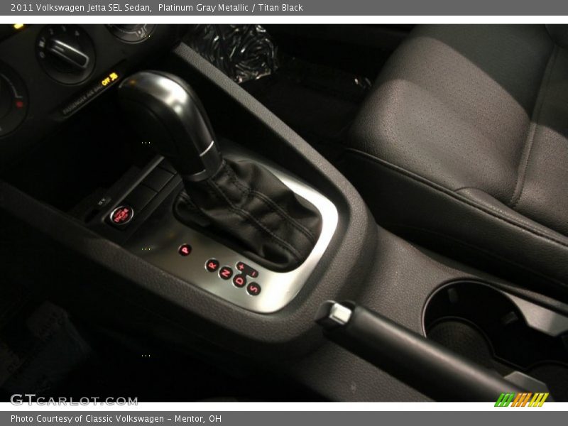 Platinum Gray Metallic / Titan Black 2011 Volkswagen Jetta SEL Sedan