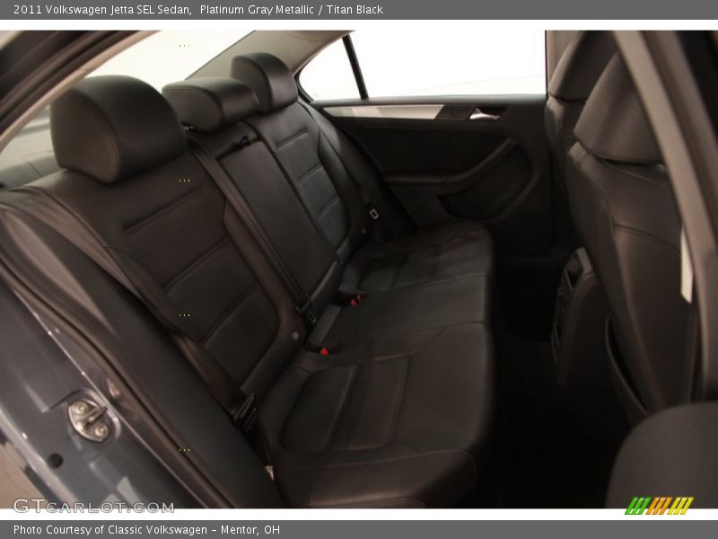Platinum Gray Metallic / Titan Black 2011 Volkswagen Jetta SEL Sedan