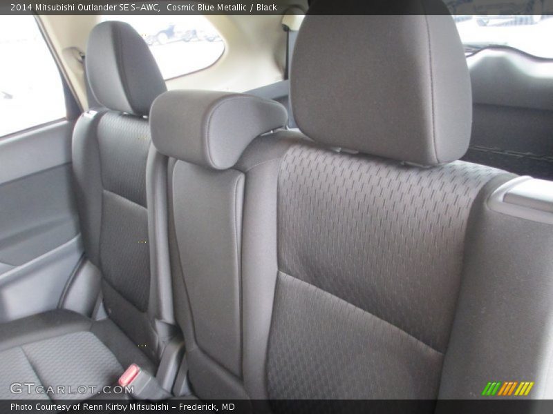 Cosmic Blue Metallic / Black 2014 Mitsubishi Outlander SE S-AWC