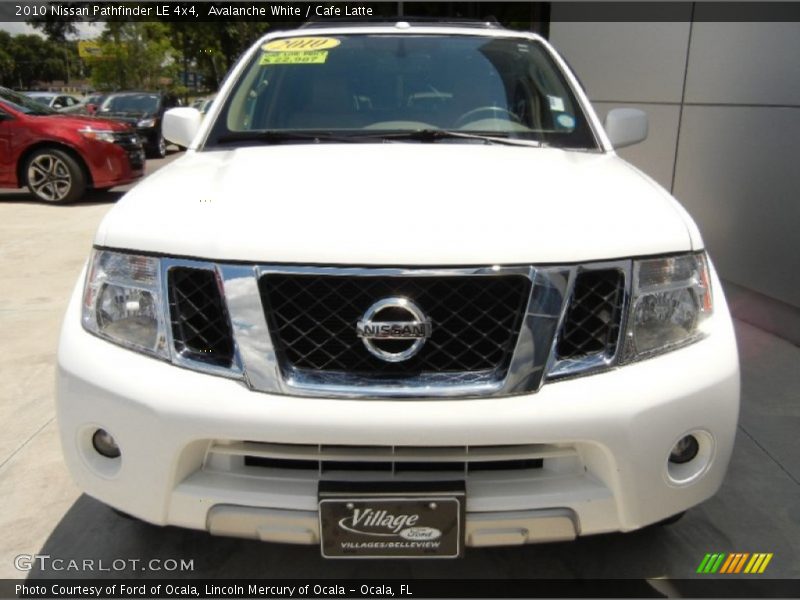 Avalanche White / Cafe Latte 2010 Nissan Pathfinder LE 4x4