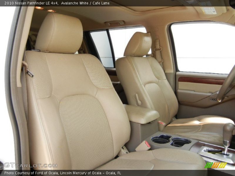 Avalanche White / Cafe Latte 2010 Nissan Pathfinder LE 4x4