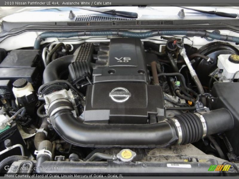 Avalanche White / Cafe Latte 2010 Nissan Pathfinder LE 4x4