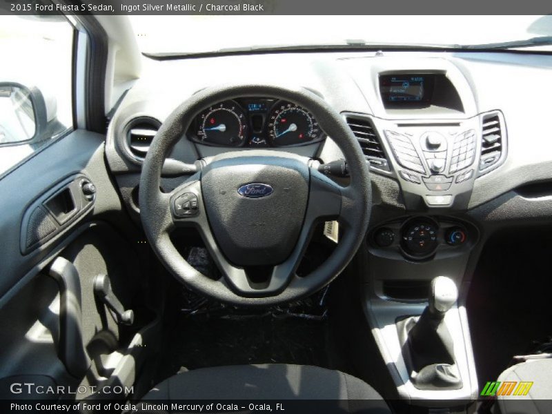 Ingot Silver Metallic / Charcoal Black 2015 Ford Fiesta S Sedan