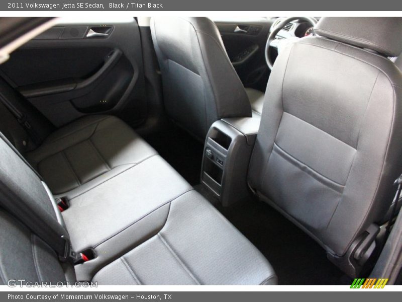Black / Titan Black 2011 Volkswagen Jetta SE Sedan