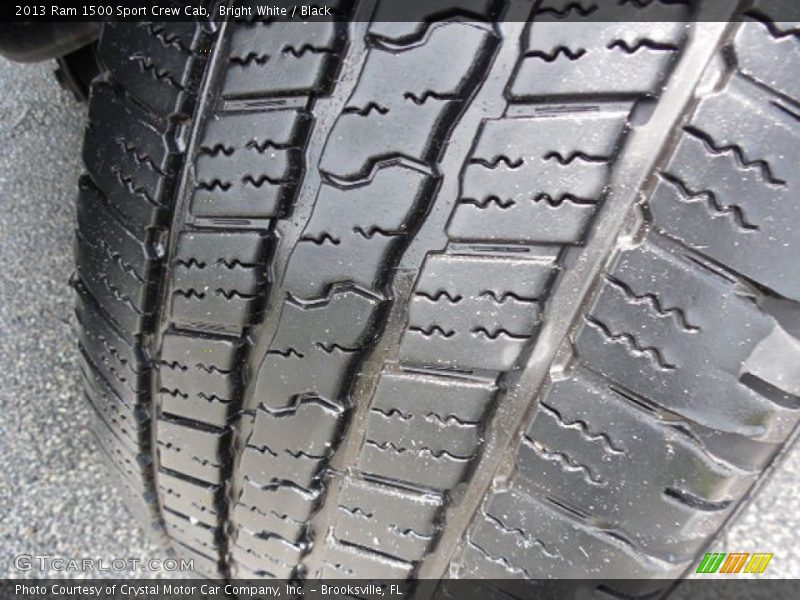 Bright White / Black 2013 Ram 1500 Sport Crew Cab