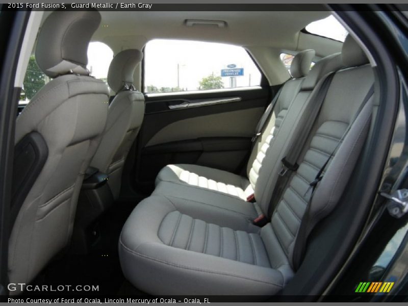 Guard Metallic / Earth Gray 2015 Ford Fusion S