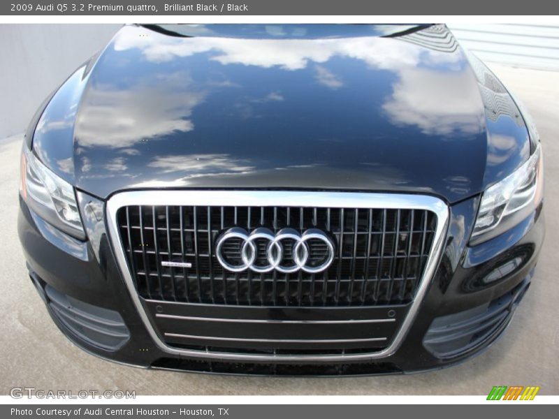 Brilliant Black / Black 2009 Audi Q5 3.2 Premium quattro
