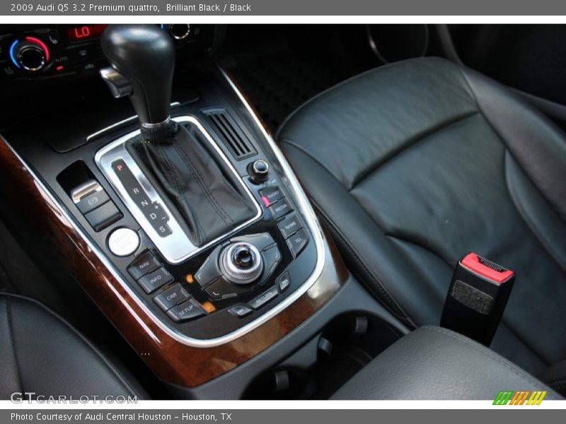 Brilliant Black / Black 2009 Audi Q5 3.2 Premium quattro