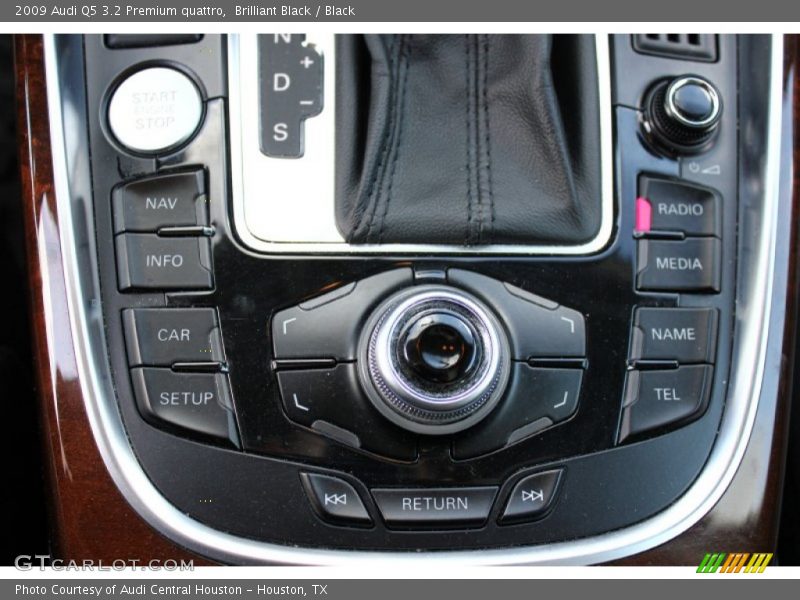 Brilliant Black / Black 2009 Audi Q5 3.2 Premium quattro