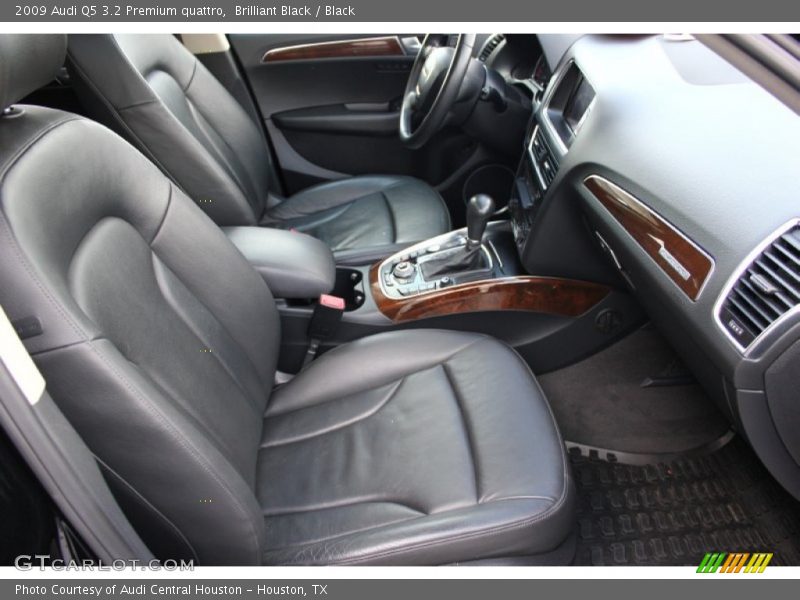 Brilliant Black / Black 2009 Audi Q5 3.2 Premium quattro