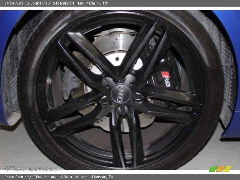  2014 R8 Coupe V10 Wheel
