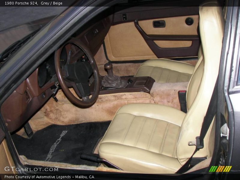 Grey / Beige 1980 Porsche 924