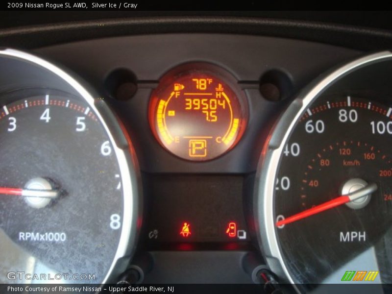 Silver Ice / Gray 2009 Nissan Rogue SL AWD