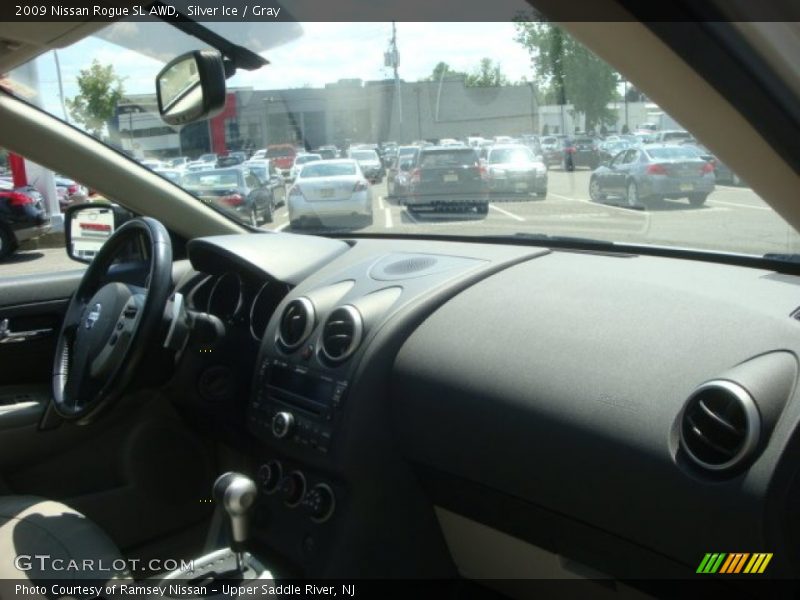 Silver Ice / Gray 2009 Nissan Rogue SL AWD