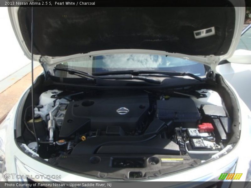 Pearl White / Charcoal 2013 Nissan Altima 2.5 S