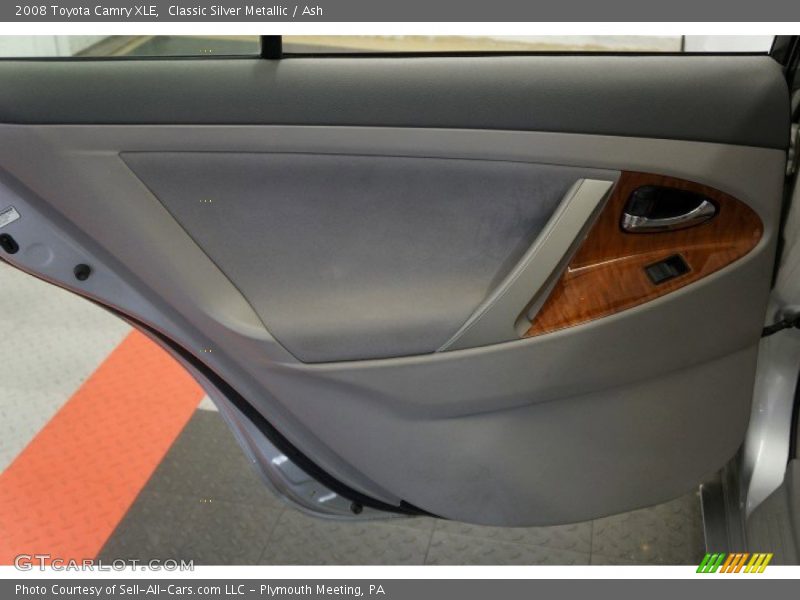 Classic Silver Metallic / Ash 2008 Toyota Camry XLE