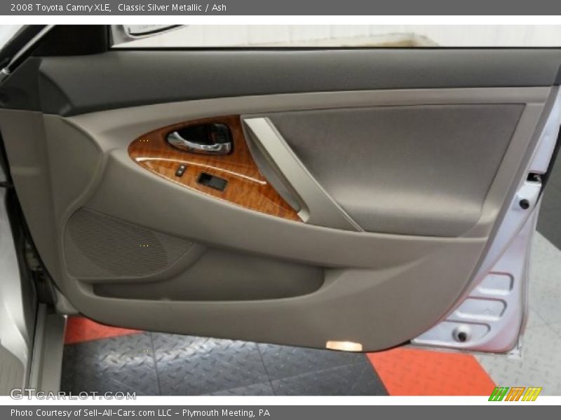 Classic Silver Metallic / Ash 2008 Toyota Camry XLE