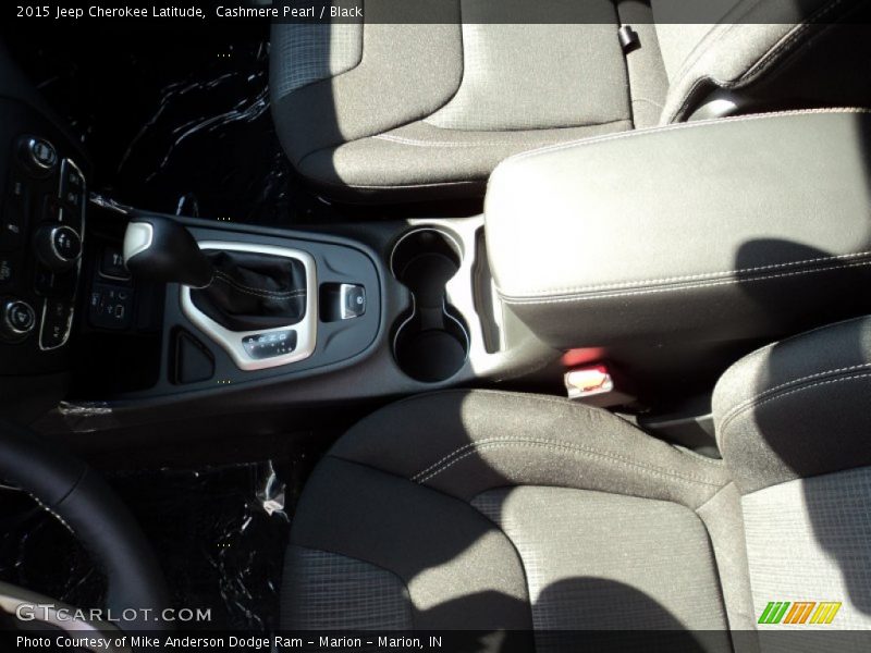 Cashmere Pearl / Black 2015 Jeep Cherokee Latitude