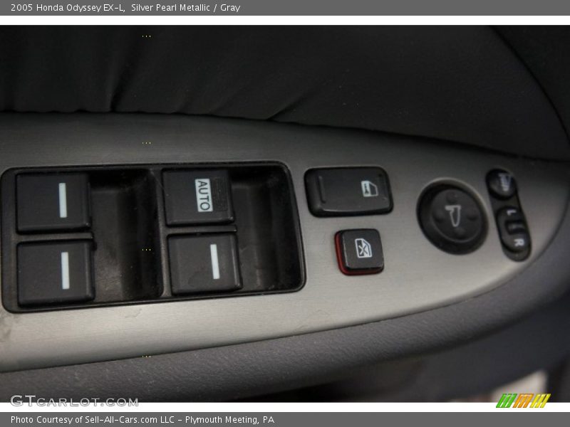 Silver Pearl Metallic / Gray 2005 Honda Odyssey EX-L