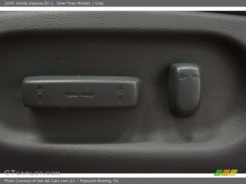 Silver Pearl Metallic / Gray 2005 Honda Odyssey EX-L