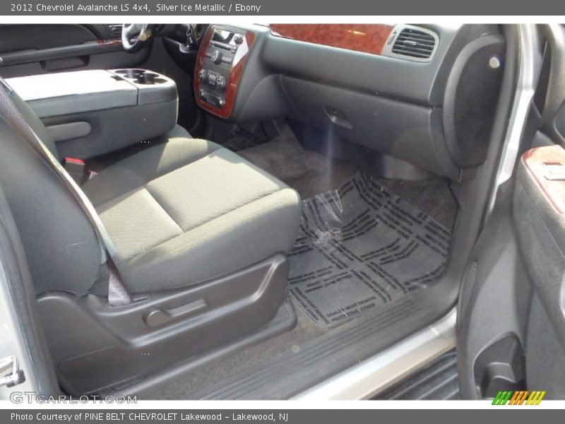 Silver Ice Metallic / Ebony 2012 Chevrolet Avalanche LS 4x4