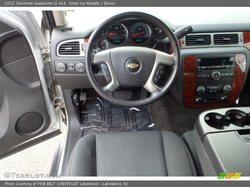 Silver Ice Metallic / Ebony 2012 Chevrolet Avalanche LS 4x4