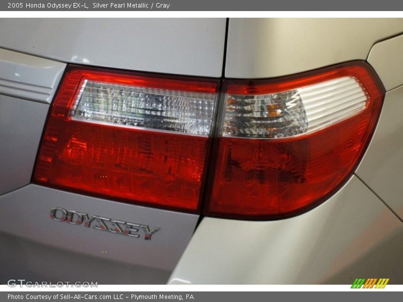 Silver Pearl Metallic / Gray 2005 Honda Odyssey EX-L