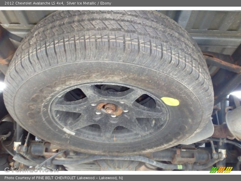 Silver Ice Metallic / Ebony 2012 Chevrolet Avalanche LS 4x4