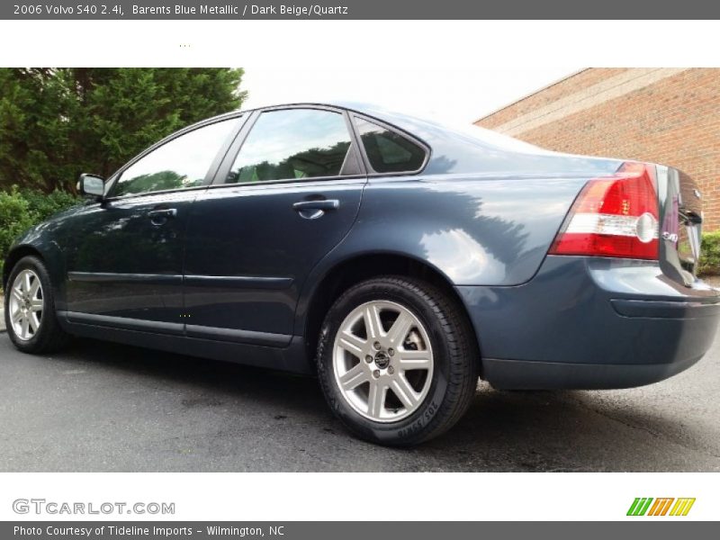 Barents Blue Metallic / Dark Beige/Quartz 2006 Volvo S40 2.4i