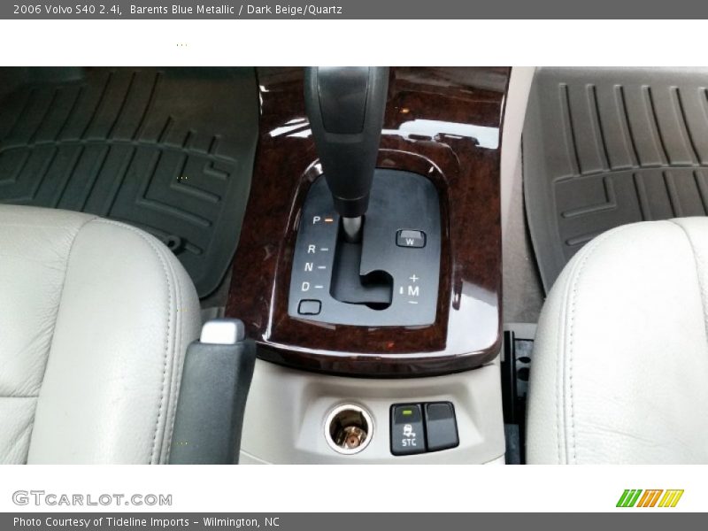 Barents Blue Metallic / Dark Beige/Quartz 2006 Volvo S40 2.4i