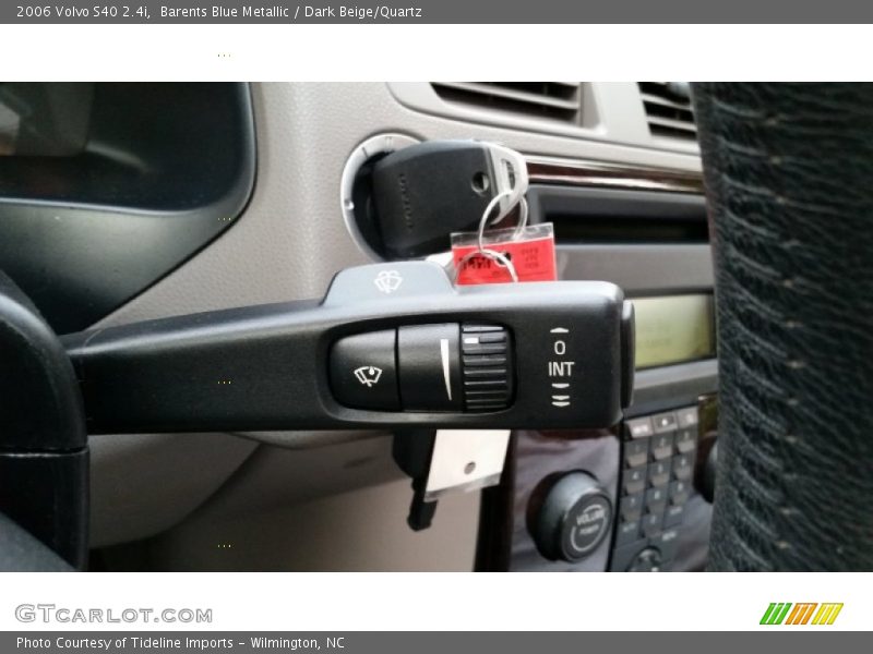 Barents Blue Metallic / Dark Beige/Quartz 2006 Volvo S40 2.4i