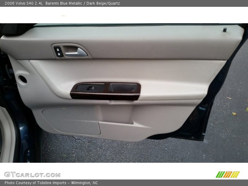 Barents Blue Metallic / Dark Beige/Quartz 2006 Volvo S40 2.4i