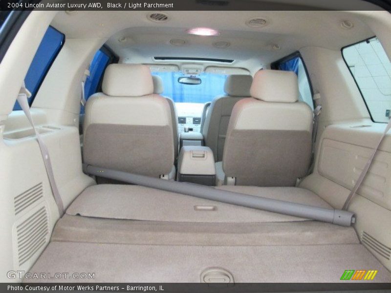 Black / Light Parchment 2004 Lincoln Aviator Luxury AWD