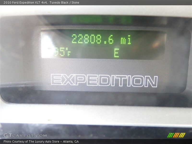 Tuxedo Black / Stone 2010 Ford Expedition XLT 4x4