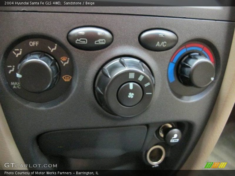 Sandstone / Beige 2004 Hyundai Santa Fe GLS 4WD