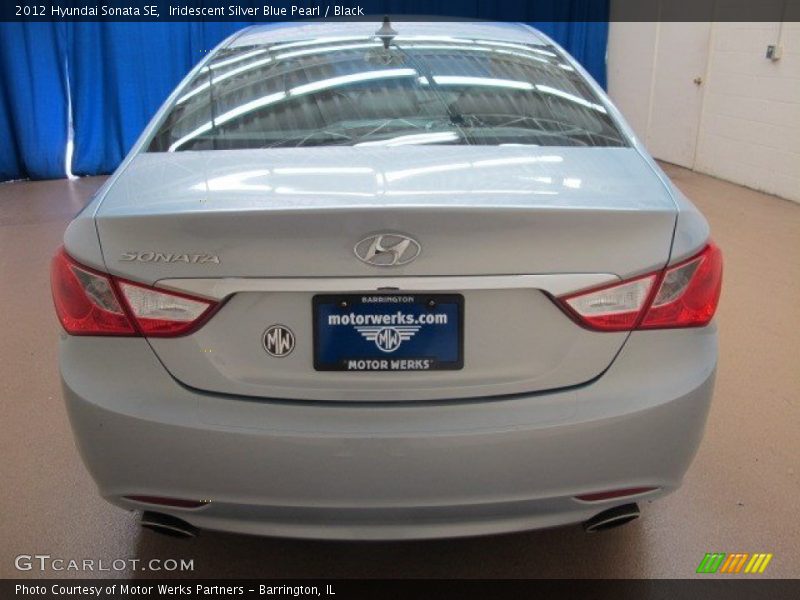 Iridescent Silver Blue Pearl / Black 2012 Hyundai Sonata SE