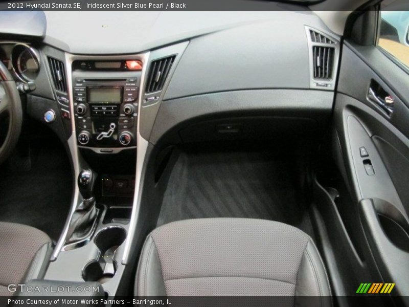 Iridescent Silver Blue Pearl / Black 2012 Hyundai Sonata SE