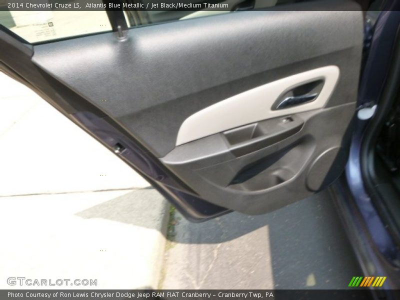 Atlantis Blue Metallic / Jet Black/Medium Titanium 2014 Chevrolet Cruze LS