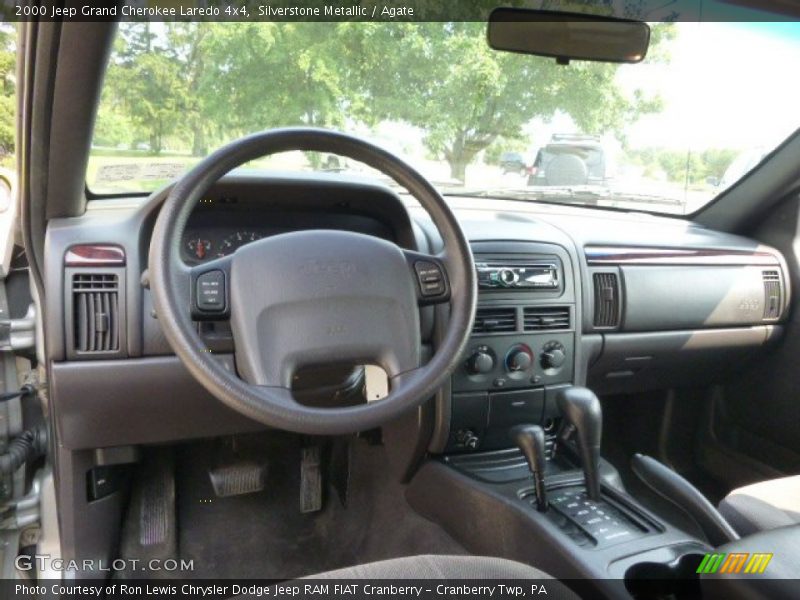 Silverstone Metallic / Agate 2000 Jeep Grand Cherokee Laredo 4x4