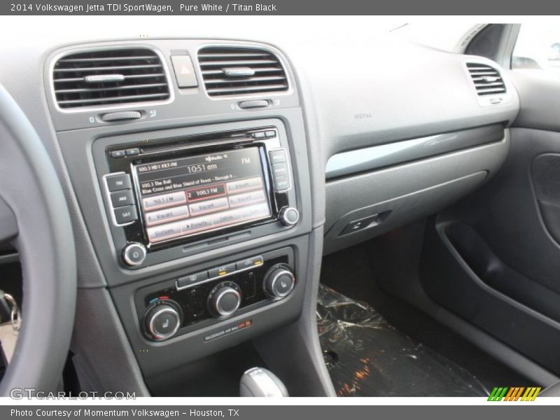 Pure White / Titan Black 2014 Volkswagen Jetta TDI SportWagen