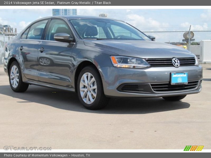 Platinum Gray Metallic / Titan Black 2014 Volkswagen Jetta SE Sedan