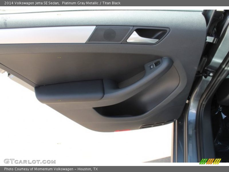 Platinum Gray Metallic / Titan Black 2014 Volkswagen Jetta SE Sedan