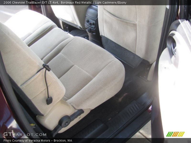 Bordeaux Red Metallic / Light Cashmere/Ebony 2006 Chevrolet TrailBlazer EXT LT 4x4