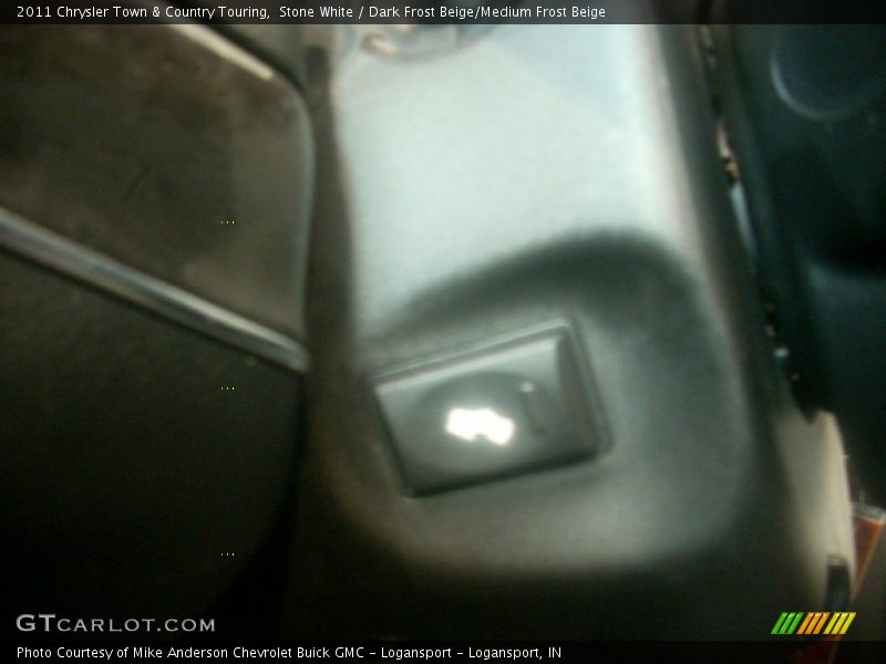 Stone White / Dark Frost Beige/Medium Frost Beige 2011 Chrysler Town & Country Touring