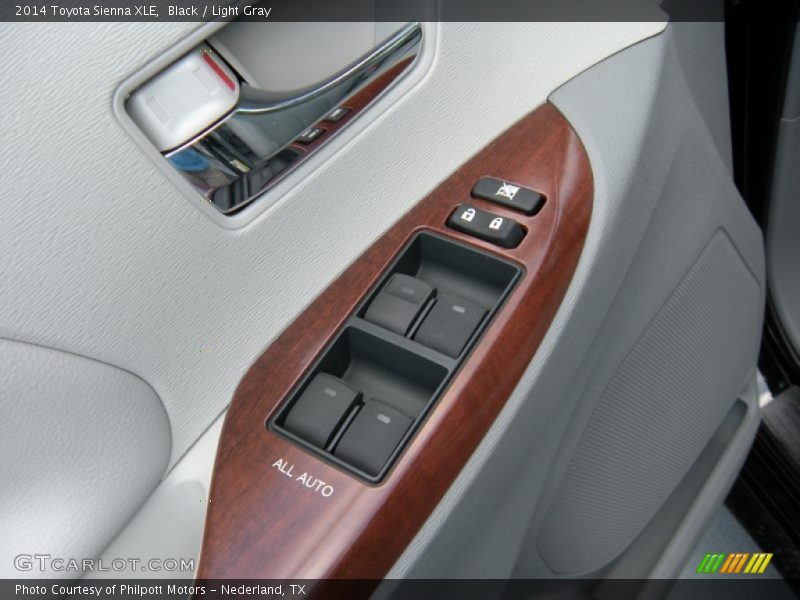 Black / Light Gray 2014 Toyota Sienna XLE