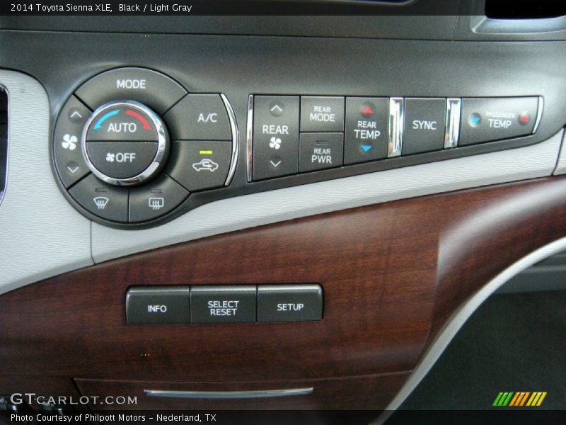 Black / Light Gray 2014 Toyota Sienna XLE