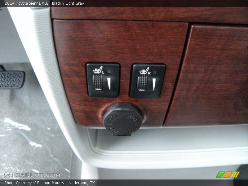 Black / Light Gray 2014 Toyota Sienna XLE