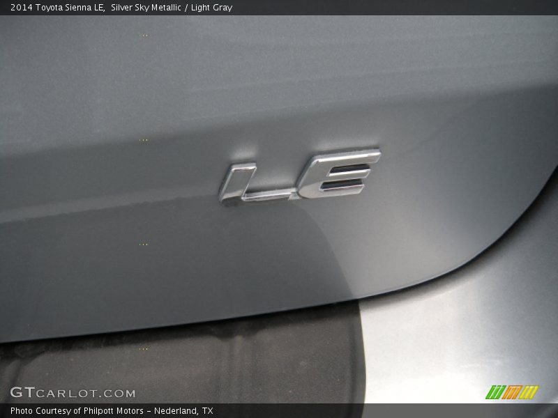 Silver Sky Metallic / Light Gray 2014 Toyota Sienna LE
